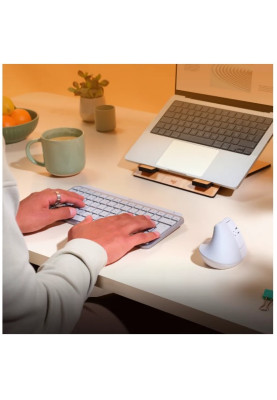 Миша Logitech Lift for Mac Vertical Ergonomic, Off-White/Pale Grey (910-006477) (6836232)