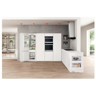 Холодильник Whirlpool WHC20 T352 (6709562)