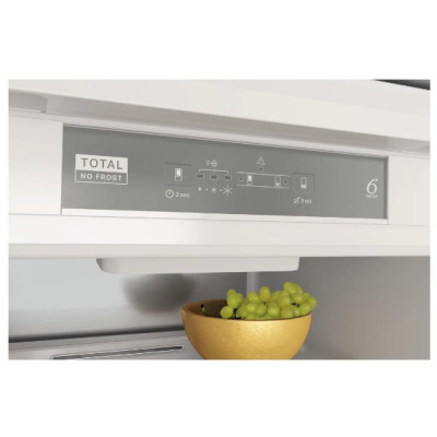 Холодильник Whirlpool WHC20 T352 (6709562)