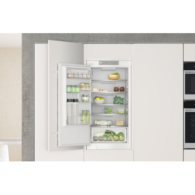 Холодильник Whirlpool WHC18 T311 (6709559) Холодильник Whirlpool WHC18 T311 (6709559)