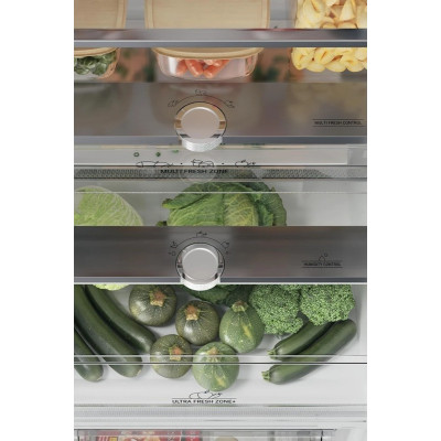 Холодильник Hotpoint Ariston HAC20T321 (6812125) Холодильник Hotpoint Ariston HAC20T321 (6812125)