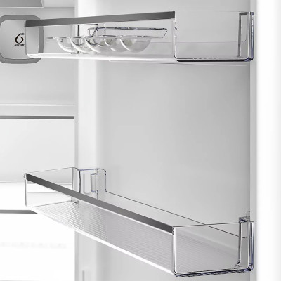 Холодильник Whirlpool WHK 26362 XP4U (7122213)