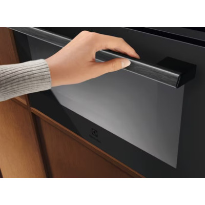 Електричний духовий шафа Electrolux EVM9E2XT (7159967)