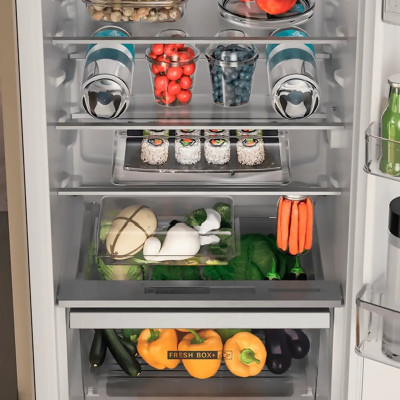 Холодильник Whirlpool WHC18D011C1 SF (7152542) Холодильник Whirlpool WHC18D011C1 SF (7152542)