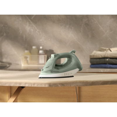 Утюг Electrolux E3SI1-2LG (7203581)