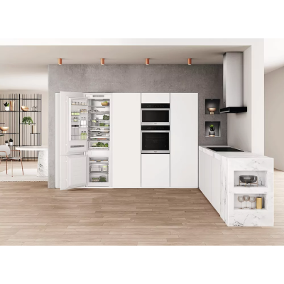Холодильник Whirlpool WHC20 T593  (6709554)