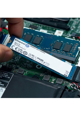 SSD накочувач Kingston M.2 250GB NV2 2280 PCIe 4.0 NVMe SSD (SNV2S/250G) (6822683)