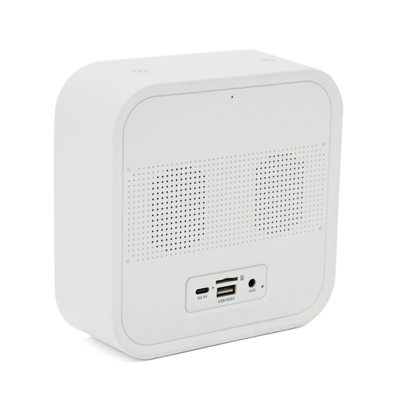 Колонка Kisonli Q6A Bluetooth 5.0, 1х5W, 3600mAh, USB/TF/FM/BT/LED/Clock/RGB Light, DC: 5V/1A, BOX, Silver, Q30