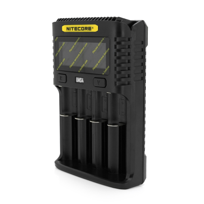 Зарядне пристрій универсальний Nitecore Digicharger UMS4, 4 канали, LCD дисплей, підтримує Li-ion, Ni-MH та Ni-Cd AA(R6), ААA(R03), С(R14)