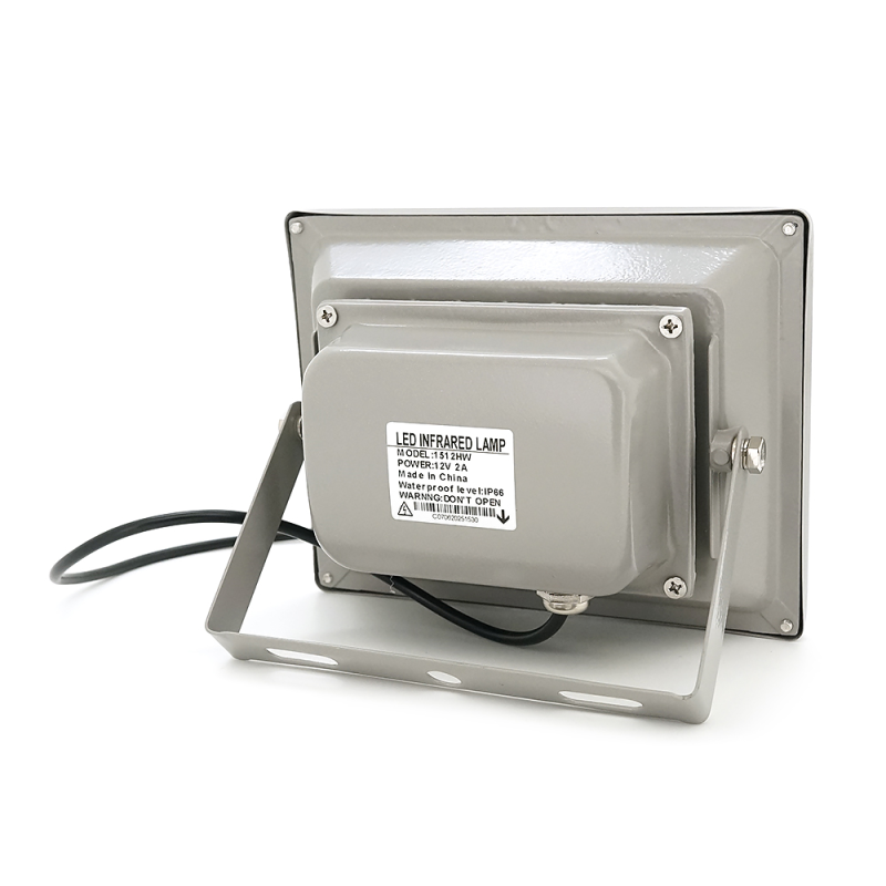 ІЧ-прожектор 1512HW. 12V, 24W, 15LED, IP66, 850Нм, кут огляду 45 °, дальність до 140м.