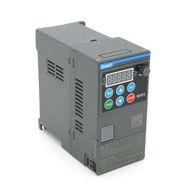 Перетворювач частоти CHINT NVF5-2.2/TD2, 2,2 кВт, 220В, 400Гц-max, векторний,1 фаза