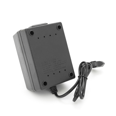 Перетворювач напруги трансформаторний 300W Input 220 V / Output 110V, + універсальна розетка Перетворювач напруги трансформаторний 300W Input 220 V / Output 110V, + універсальна розетка