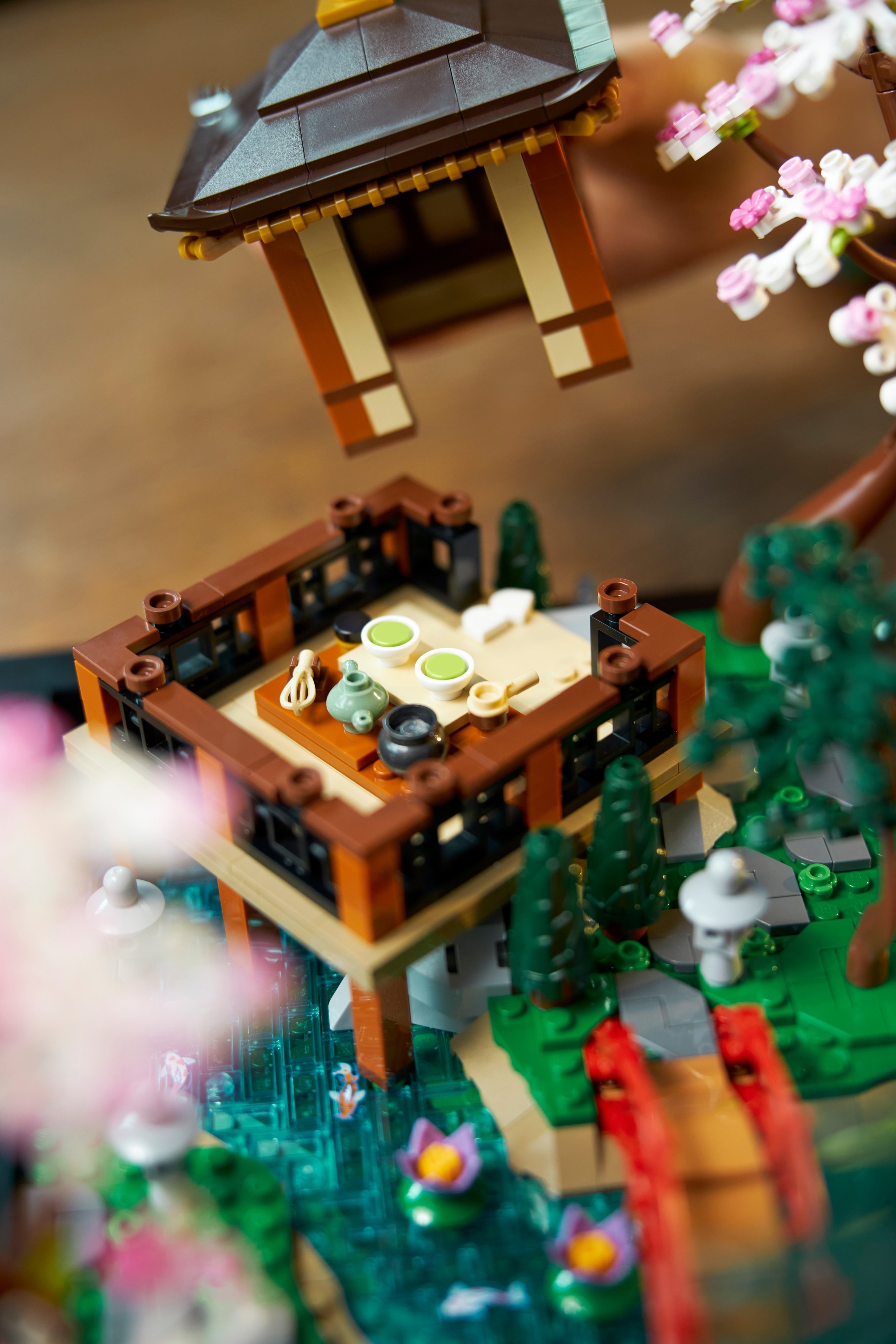 LEGO Конструктор Icons Тихий сад