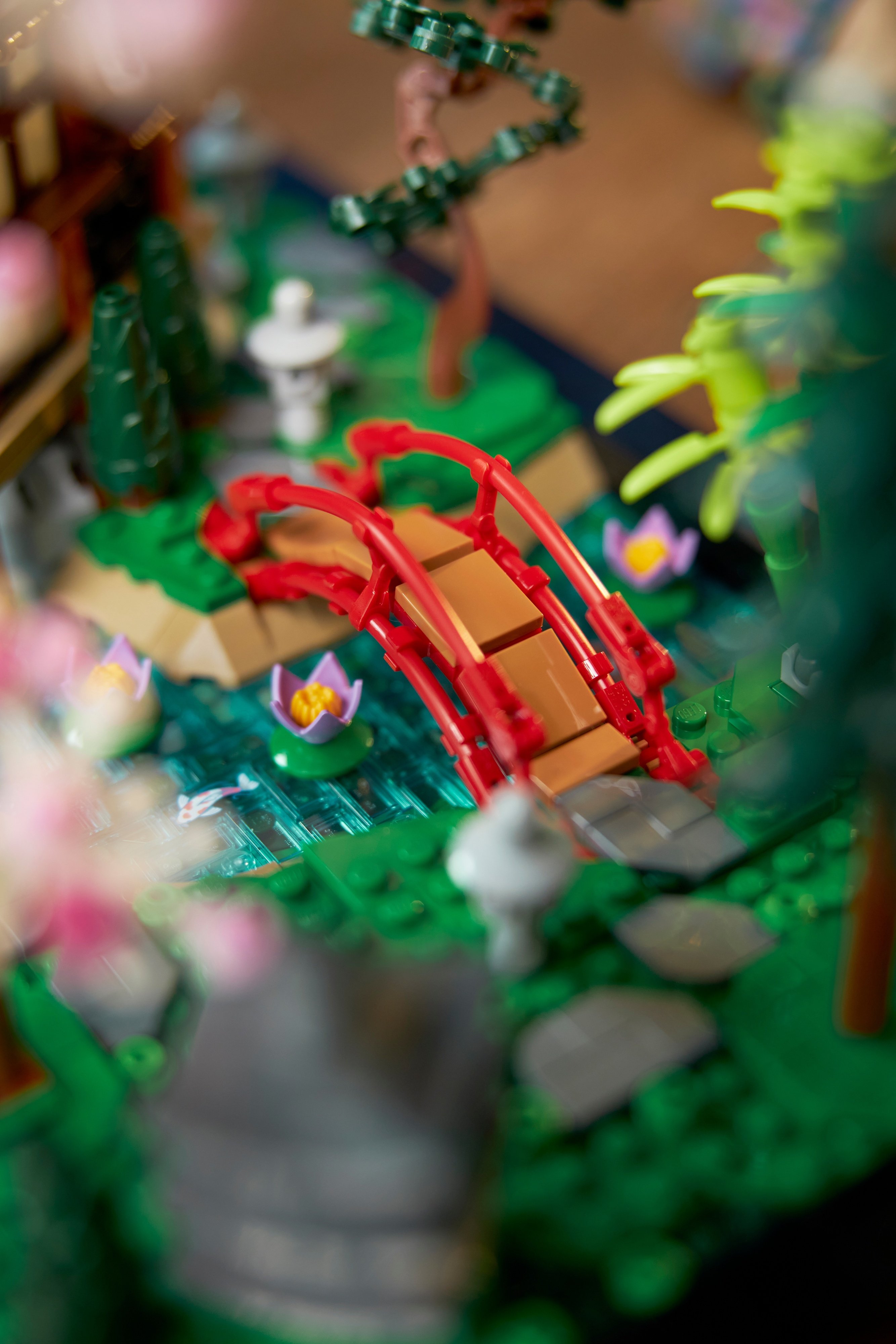 LEGO Конструктор Icons Тихий сад