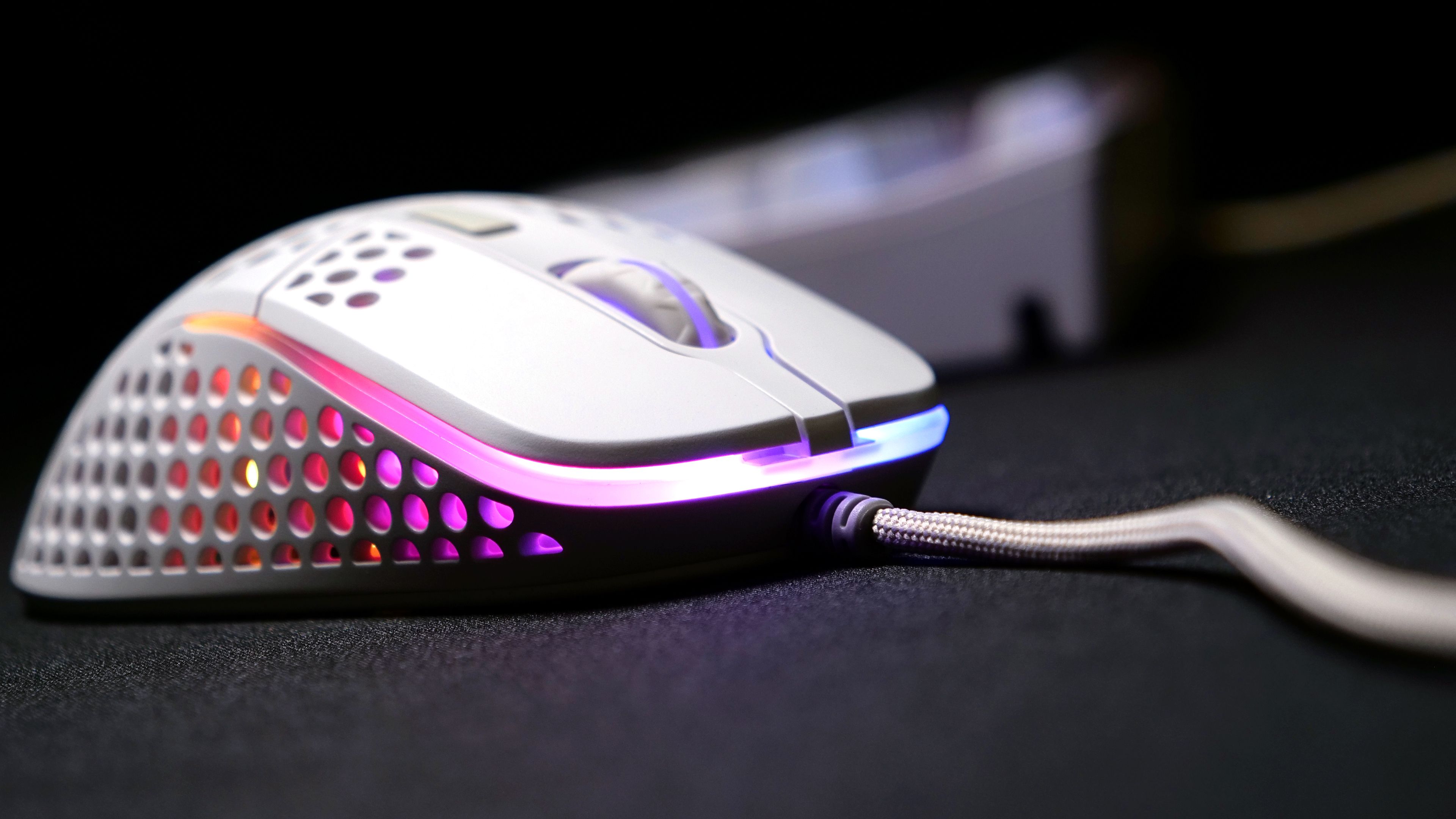 Cherry Xtrfy Миша ігрова M4 RGB USB White