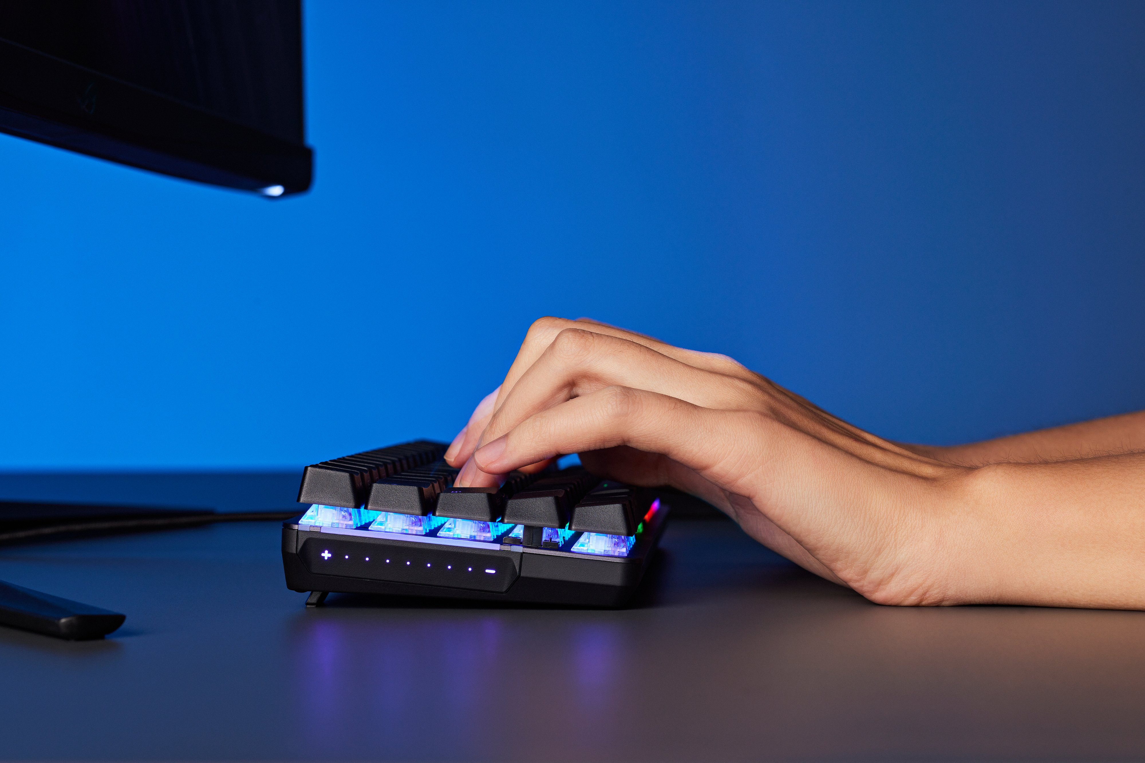 ASUS Клавіатура ROG Falchion Ace LED 68key NX RD USB Black