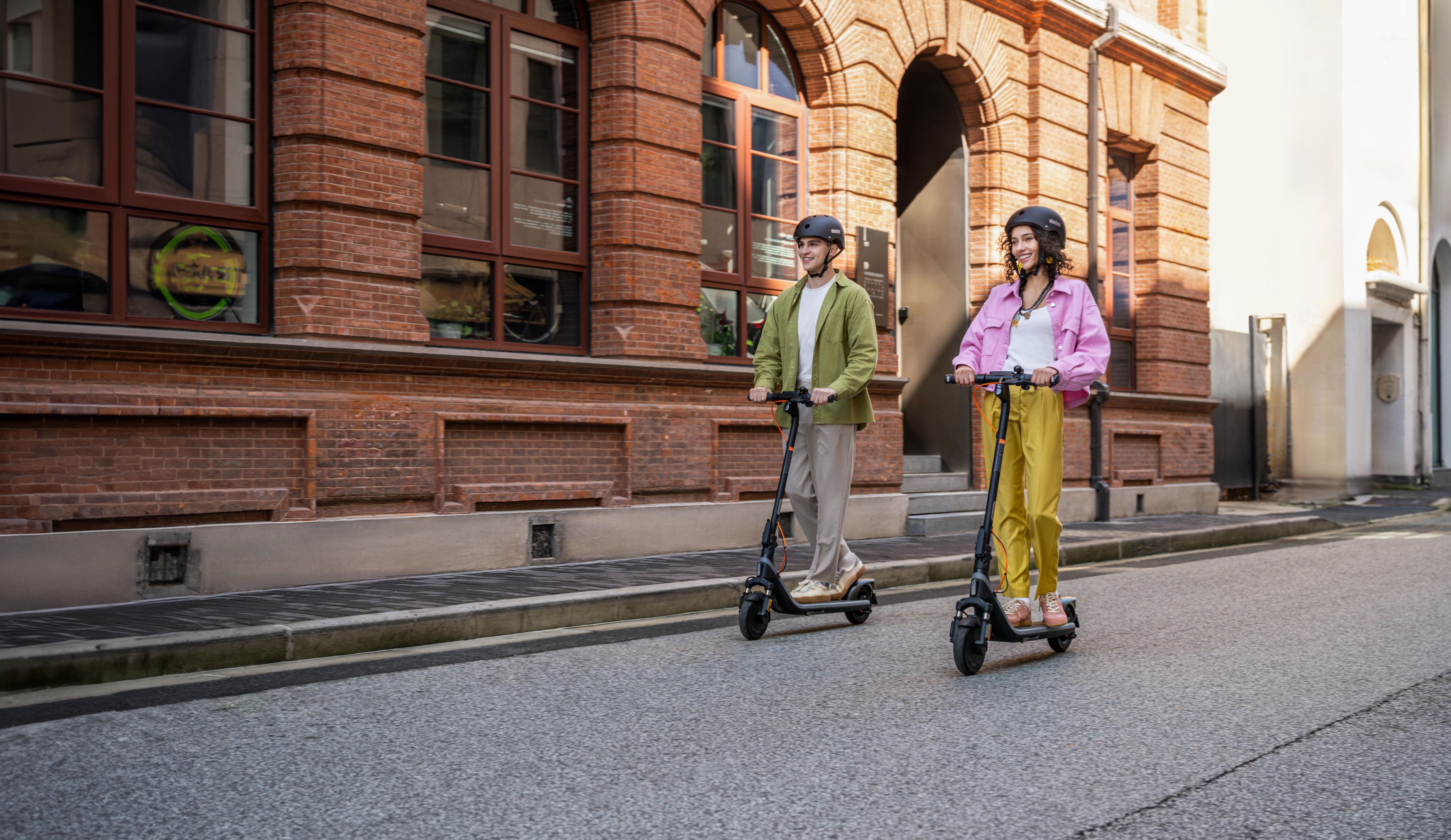 Segway Електросамокат E2 E II, чорний