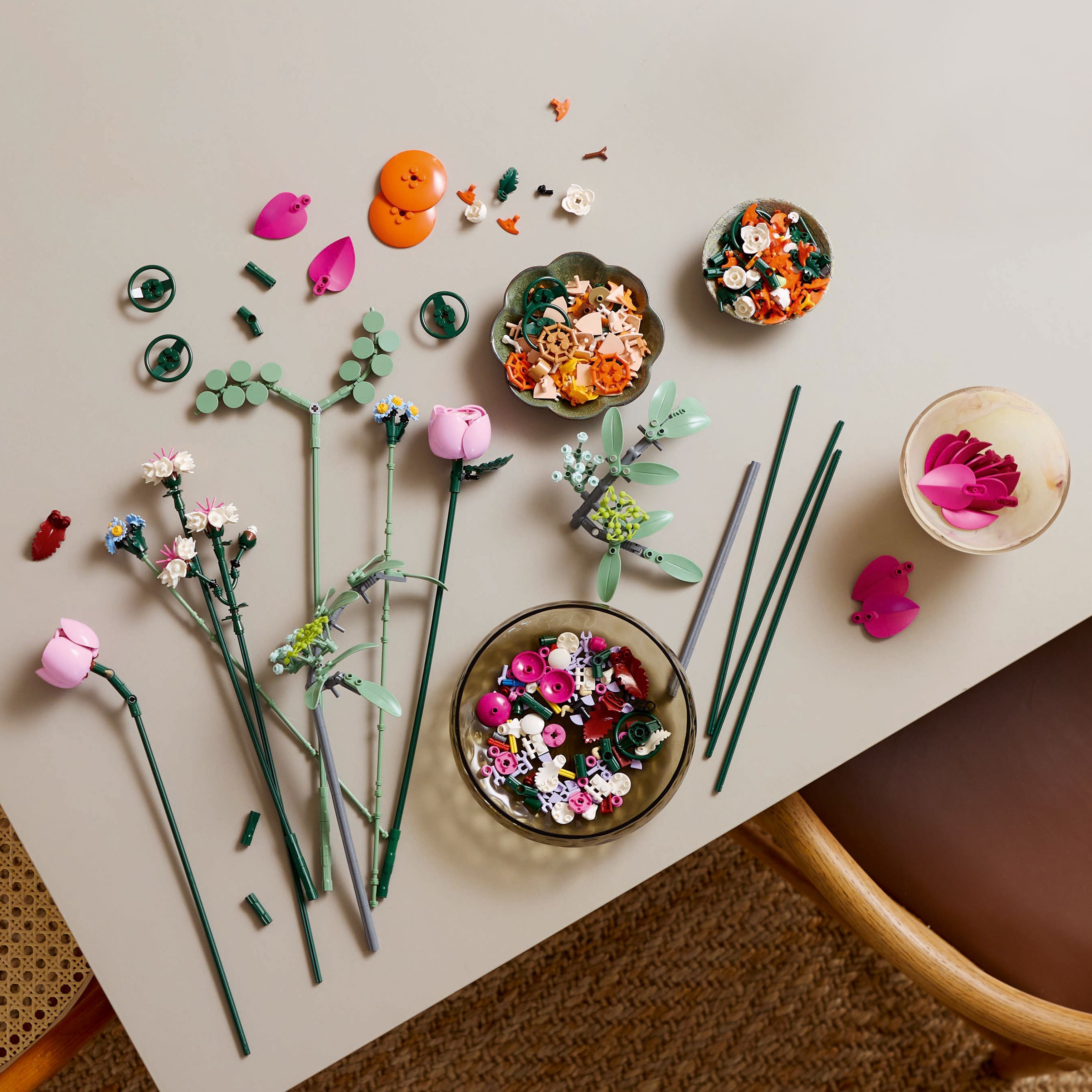 LEGO Конструктор Botanicals Милий розовий букет квітів