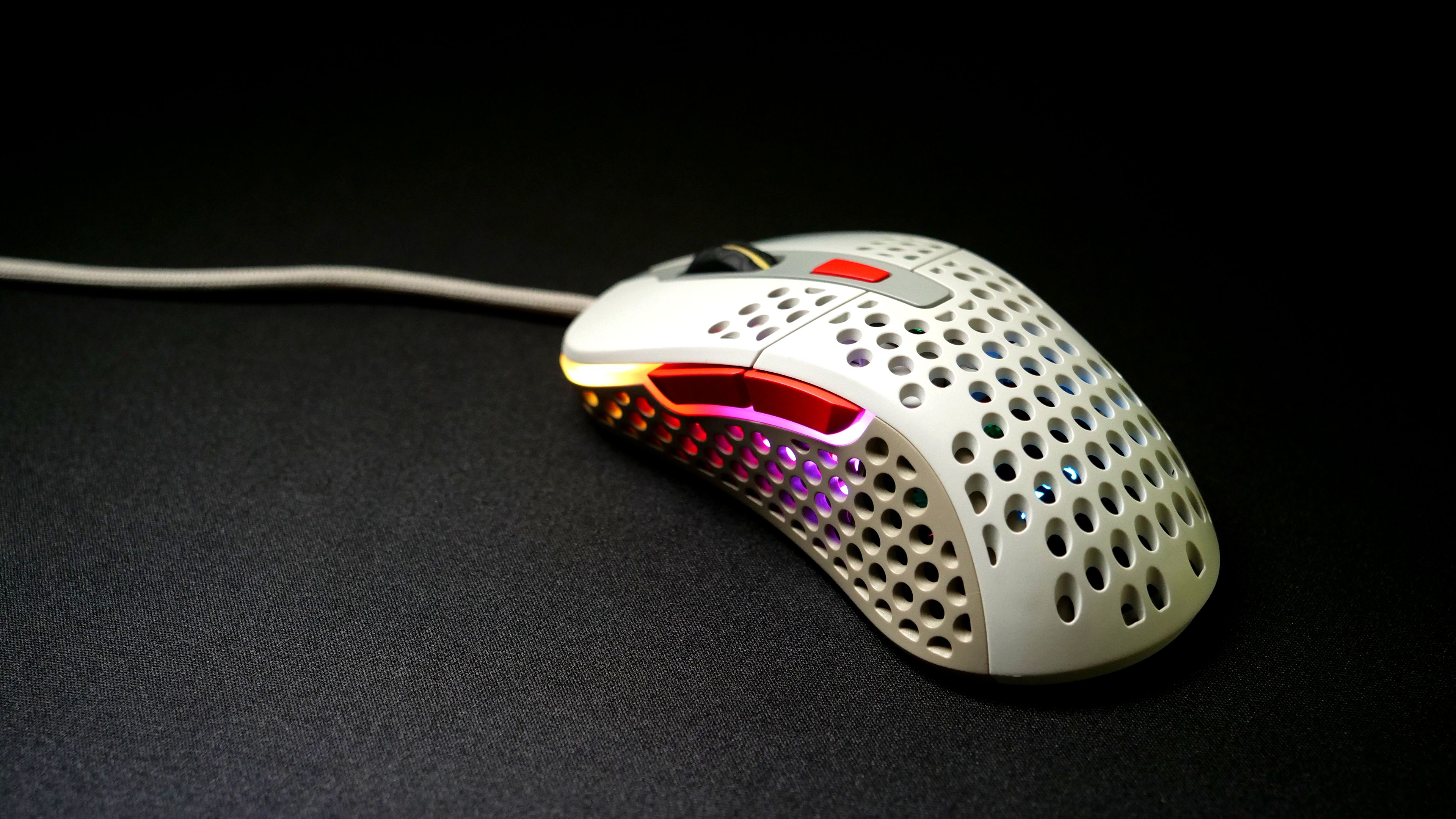 Cherry Xtrfy Миша ігрова M4 RGB USB Retro
