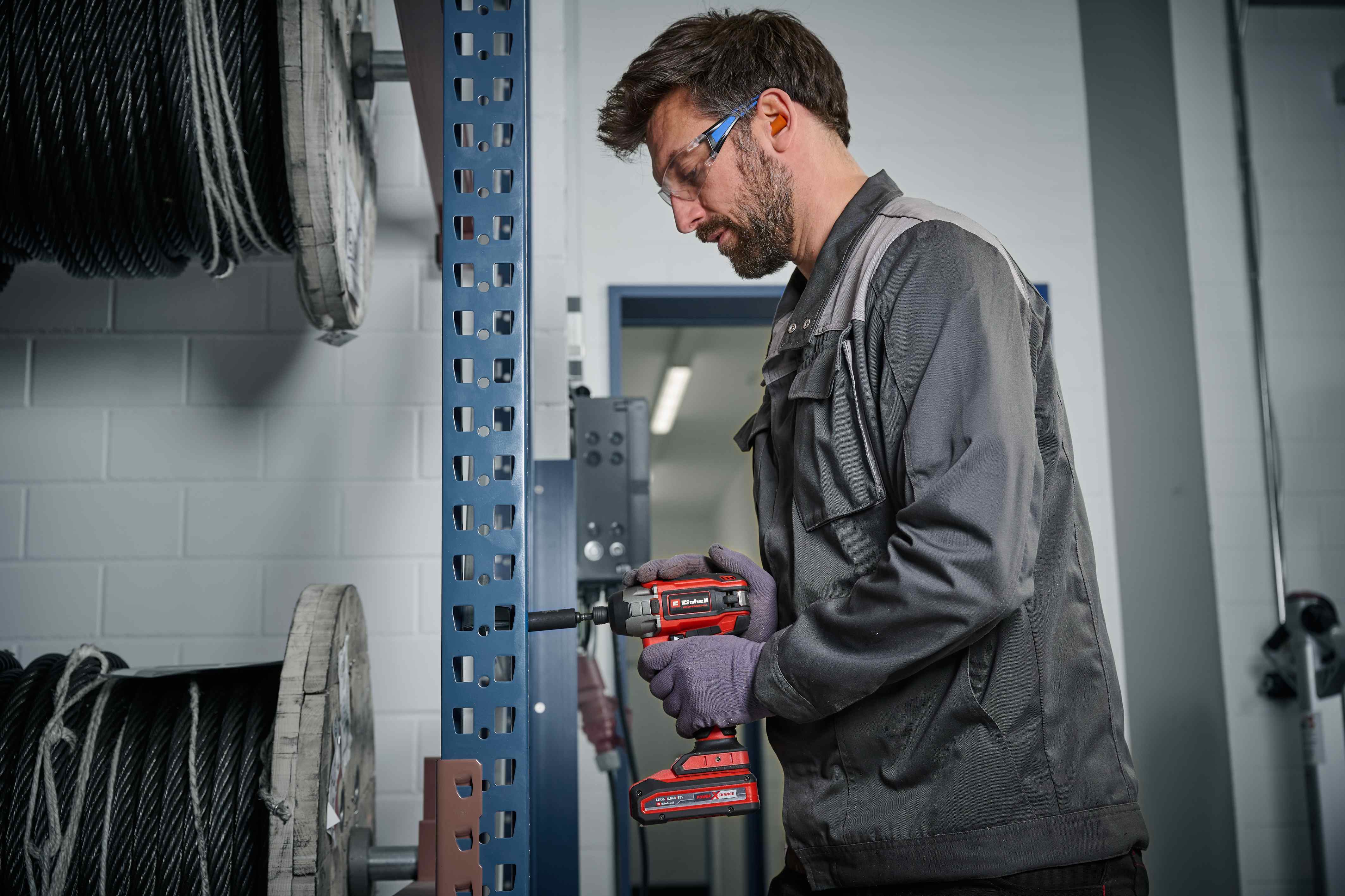 Einhell Гвинтокрут акумуляторний ударний TP-CI 18/220 Li BL - Solo, PXC, 18В, безщітковий, 220 Нм, 2900 об/хв, 1.16 кг (без АКБ та ЗП) Einhell Гвинтокрут акумуляторний ударний TP-CI 18/220 Li BL - Solo, PXC, 18В, безщітковий, 220 Нм, 2900 об/хв, 1.16 кг (без АКБ та ЗП)