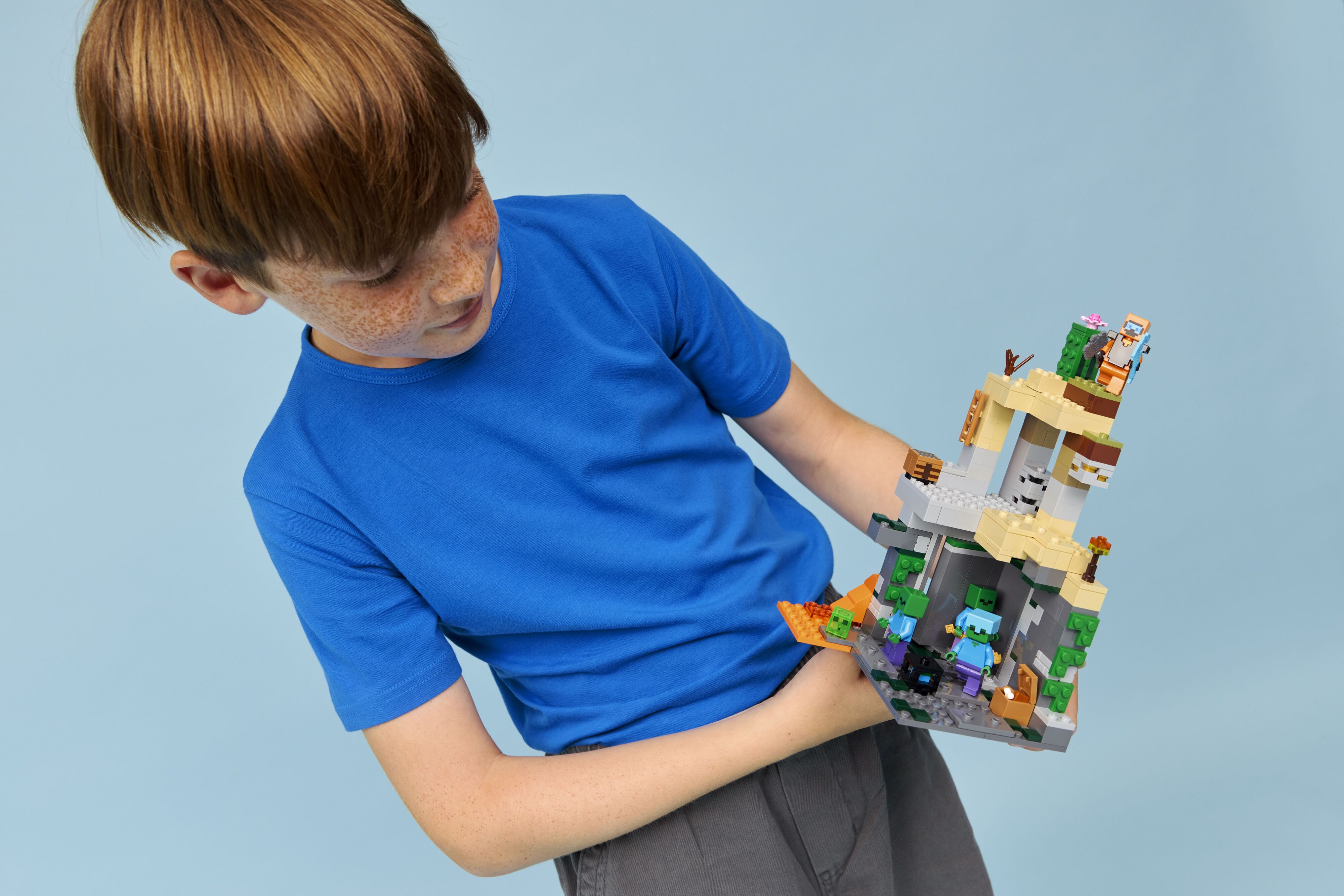 LEGO Конструктор LEGO Minecraft Підземелля зомби LEGO Конструктор LEGO Minecraft Підземелля зомби