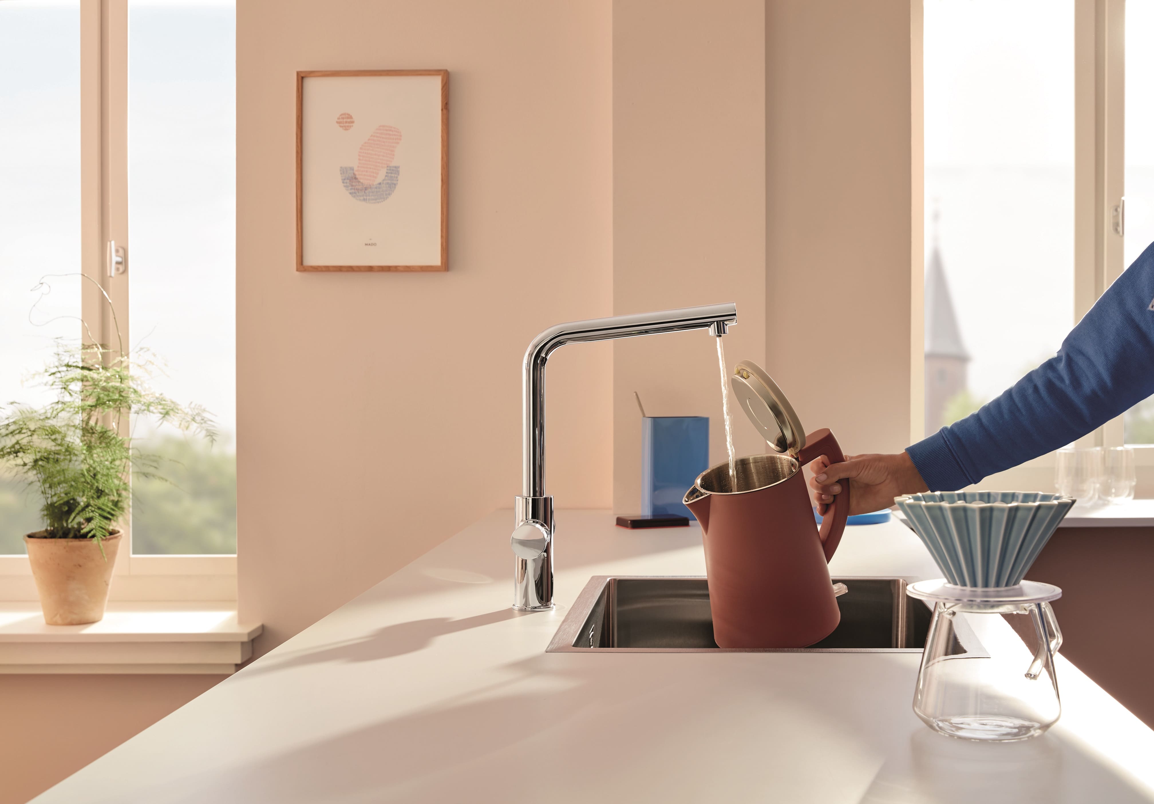 Grohe Змішувач для кухні Blu Pure Minta, довж.виливу - 221мм, поворотний, 2в1, хром