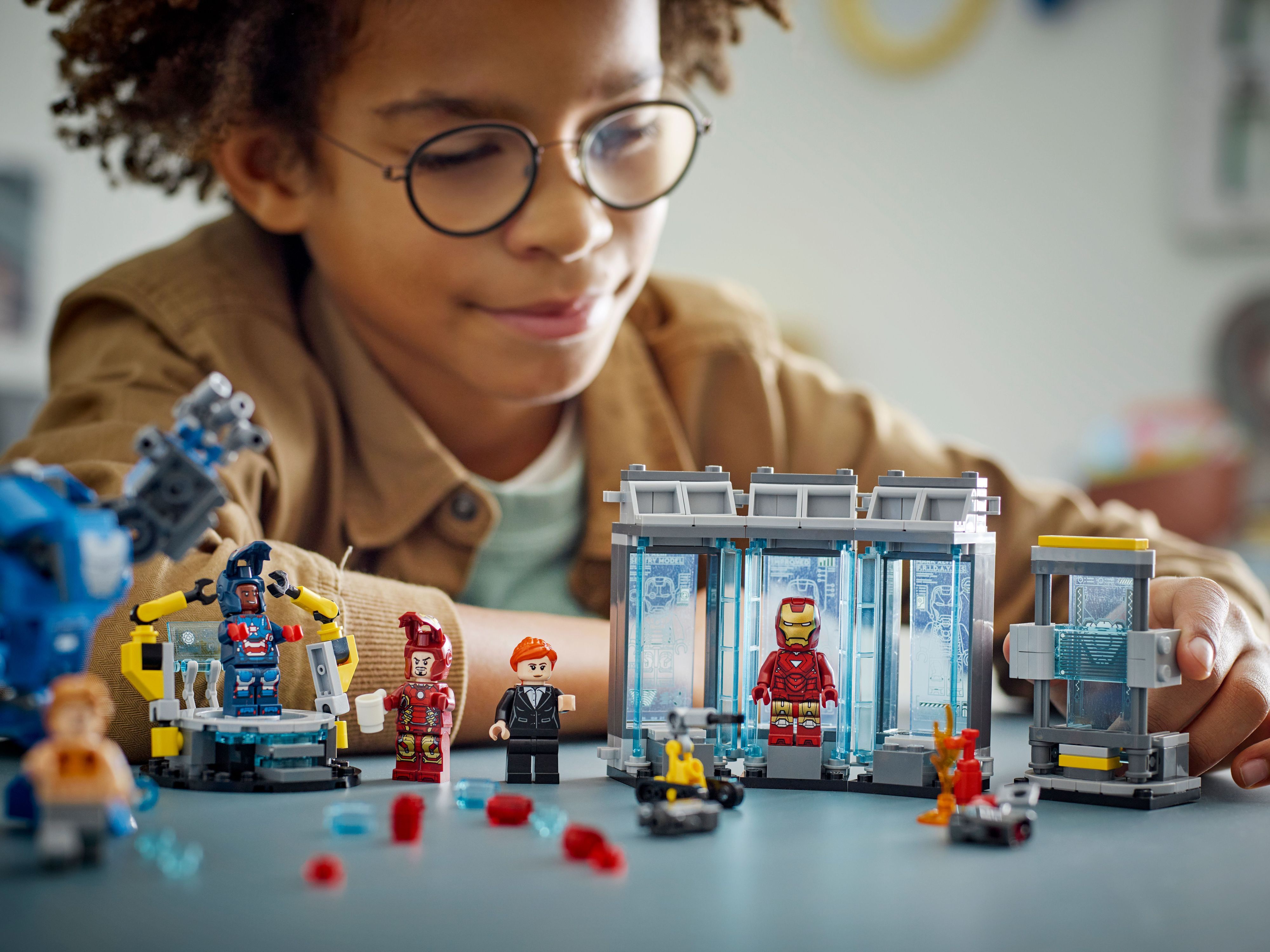 LEGO Конструктор Super Heroes Лабораторія Залізної Людини: зал обладунків