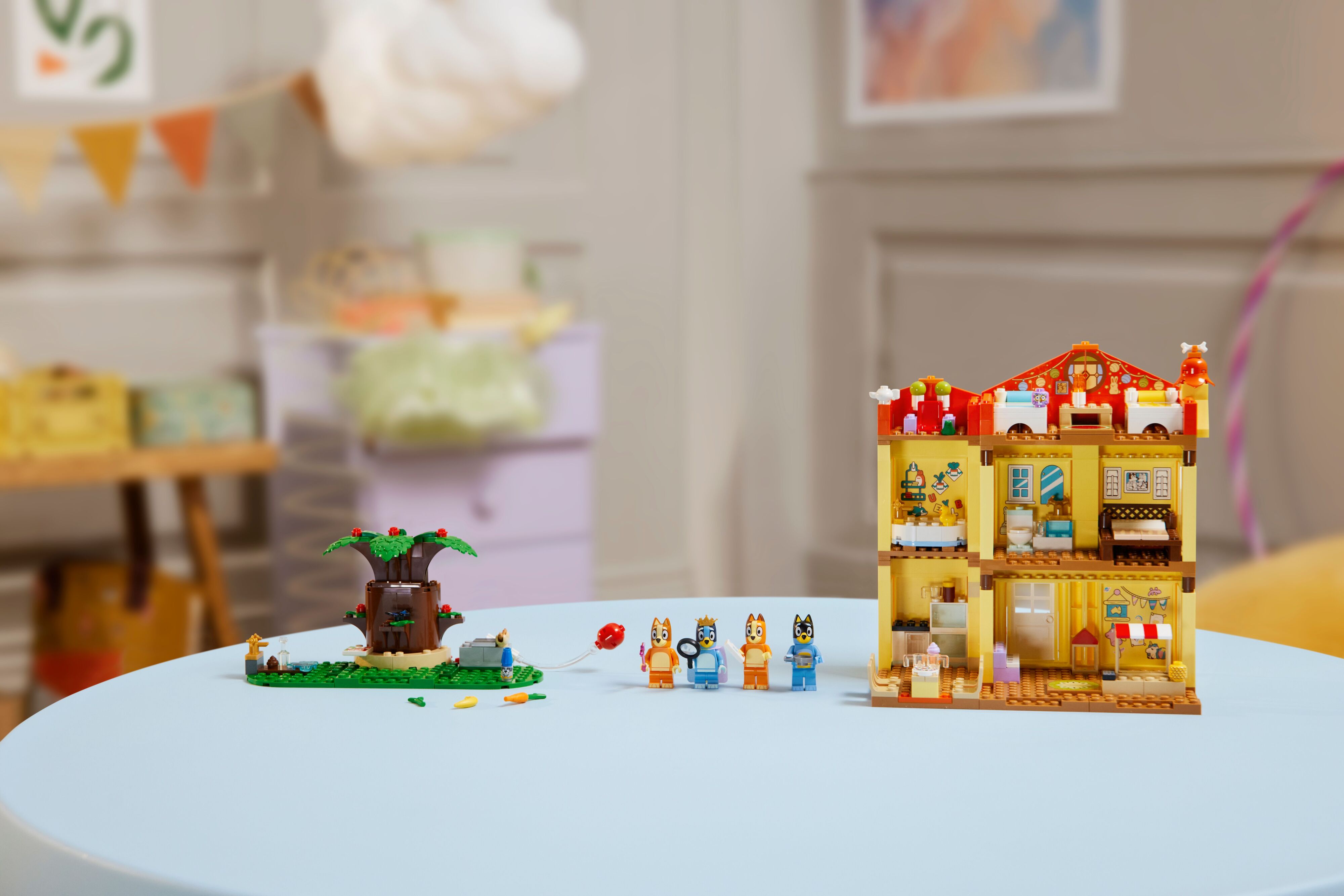 LEGO Конструктор LEGO Bluey Родинний дім Блуї