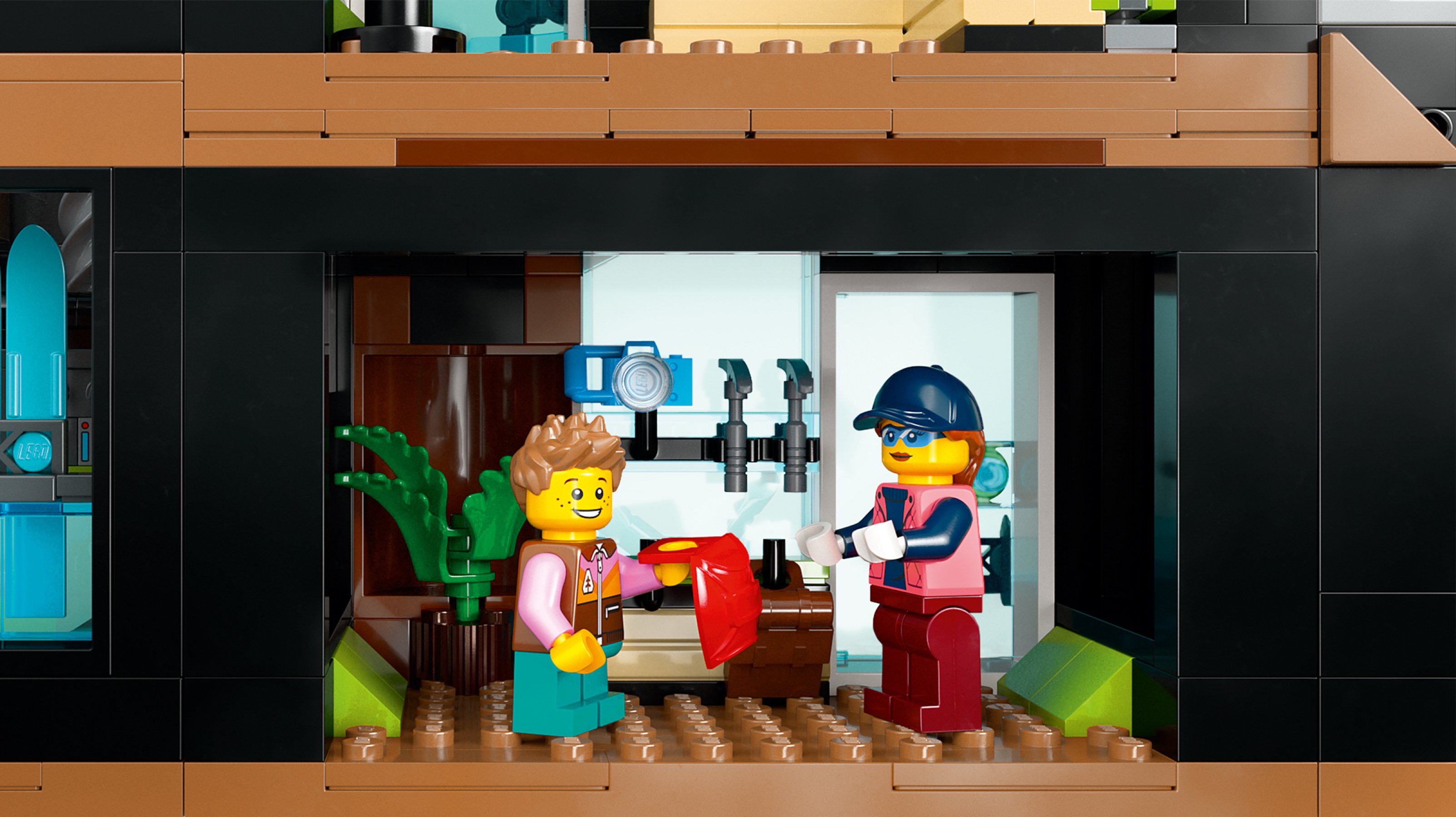LEGO Конструктор City Гірськолижний і скелелазний цент