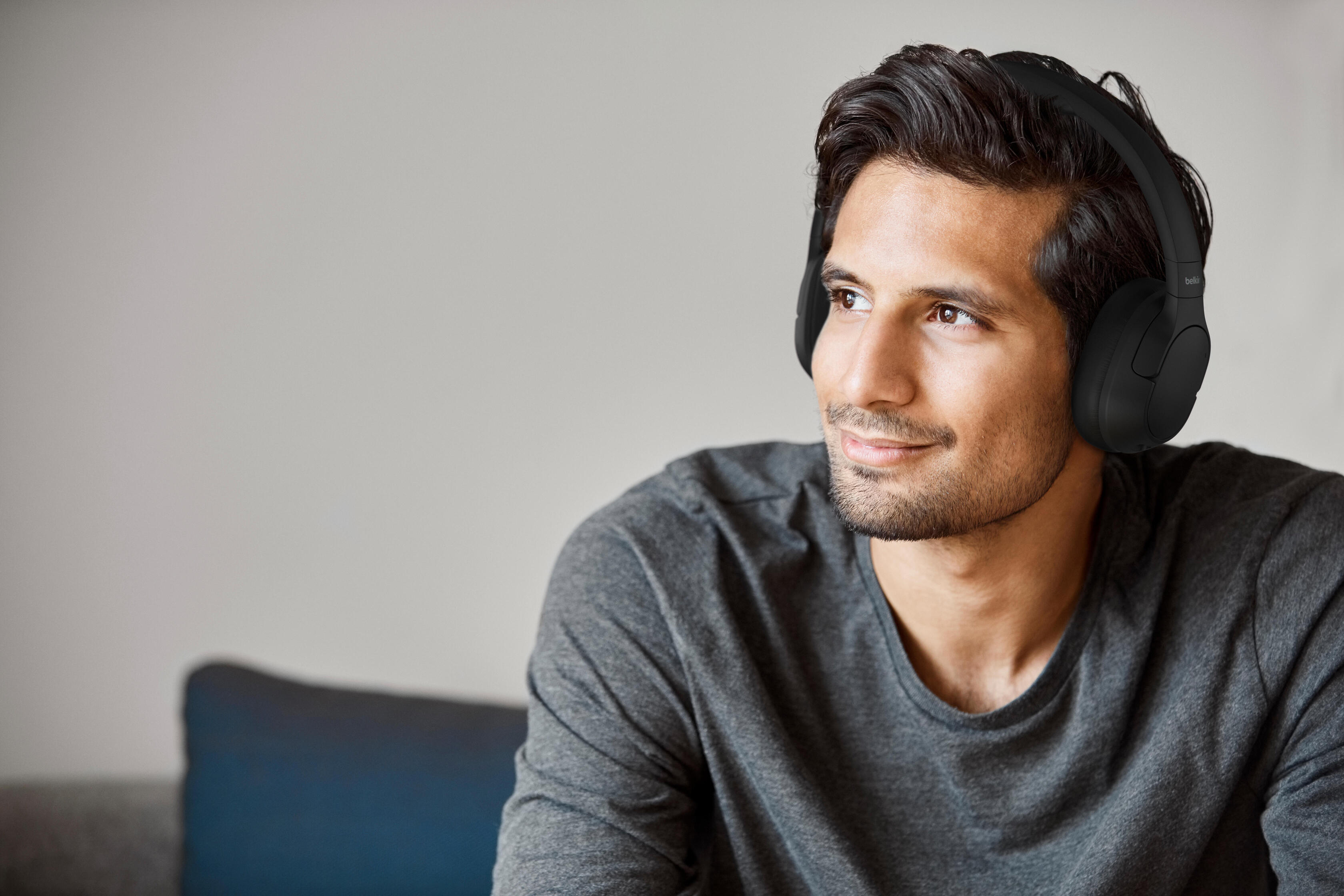 Belkin Навушники Over-Ear Soundform Isolate Wireless, чорний