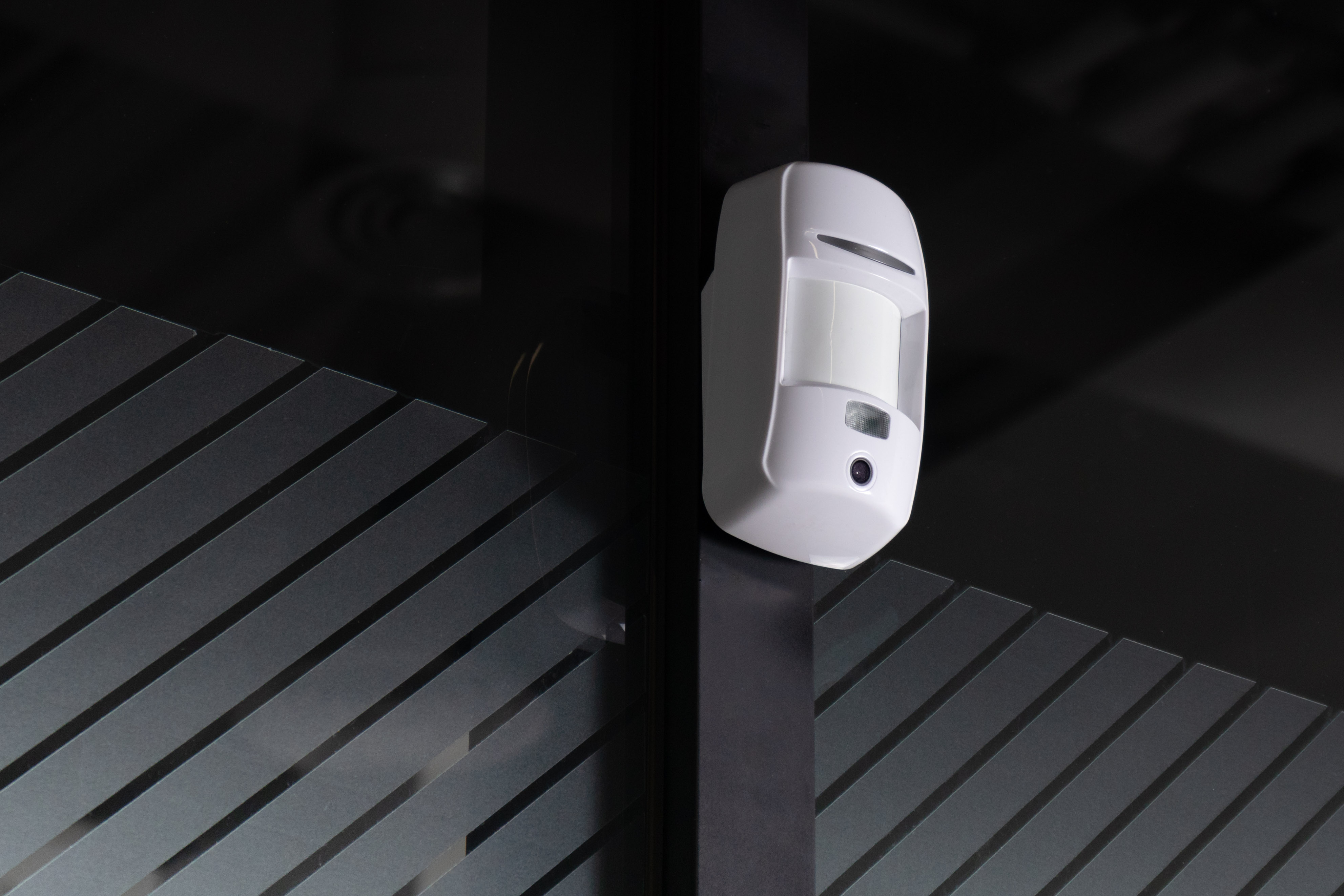U-Prox Датчик руху з камерою фото за запитом PIR Cam White, бездротовий, білий