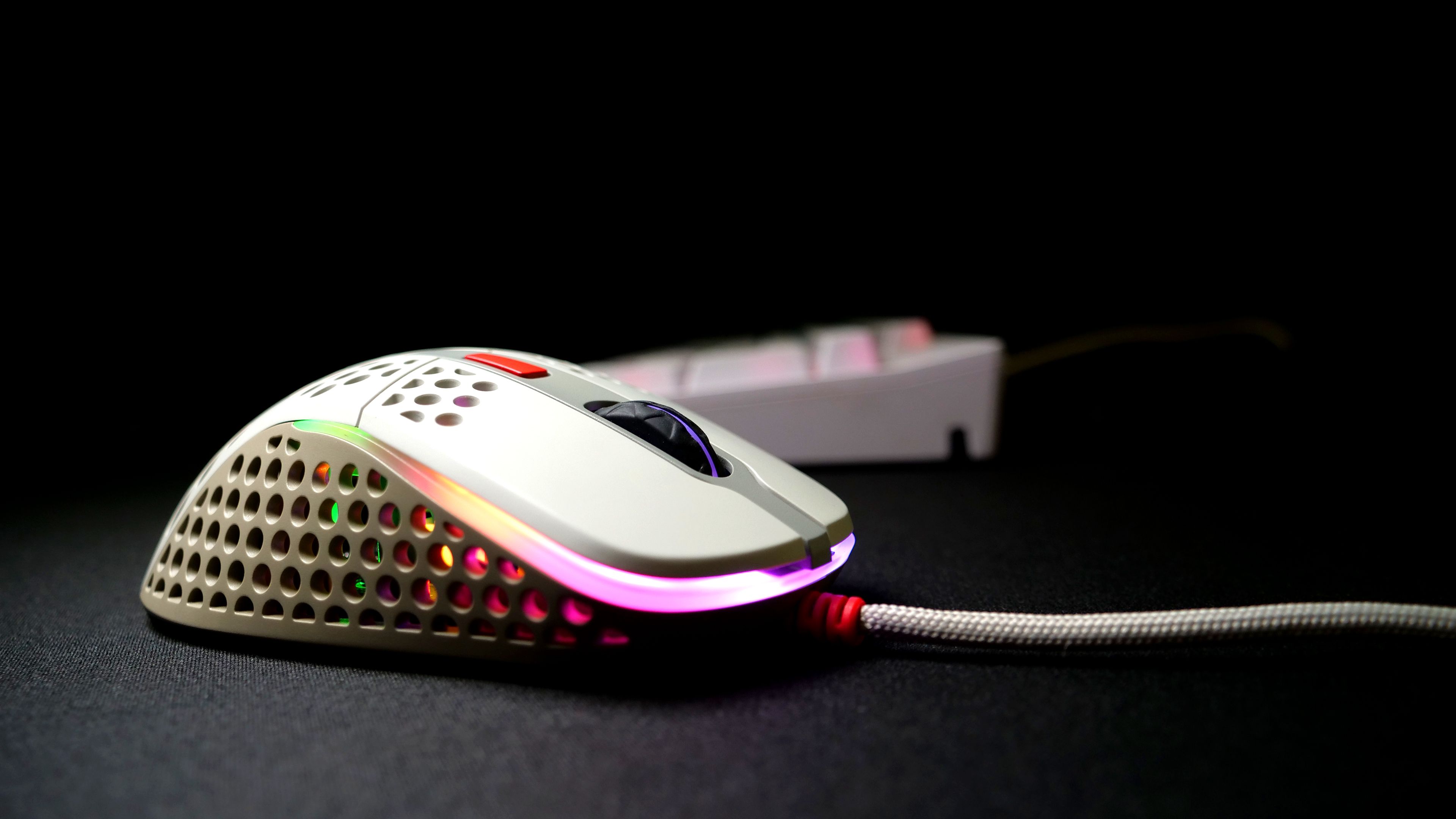 Cherry Xtrfy Миша ігрова M4 RGB USB Retro