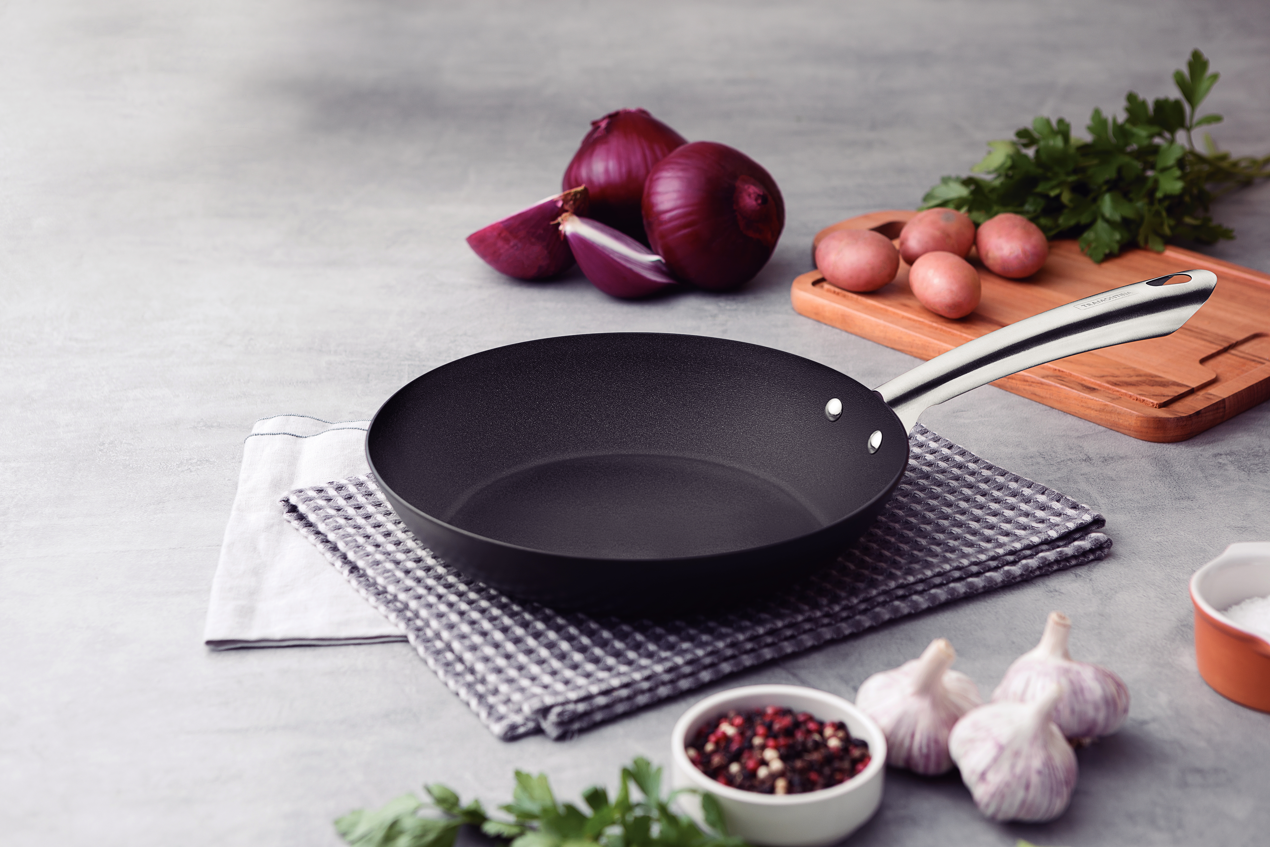 Сковорода Tramontina Trento 26 см (6747184)